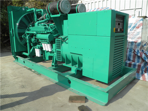 零陵出租发电机 发电机组厂家：柴油发电机组的控制屏的作用是什么？